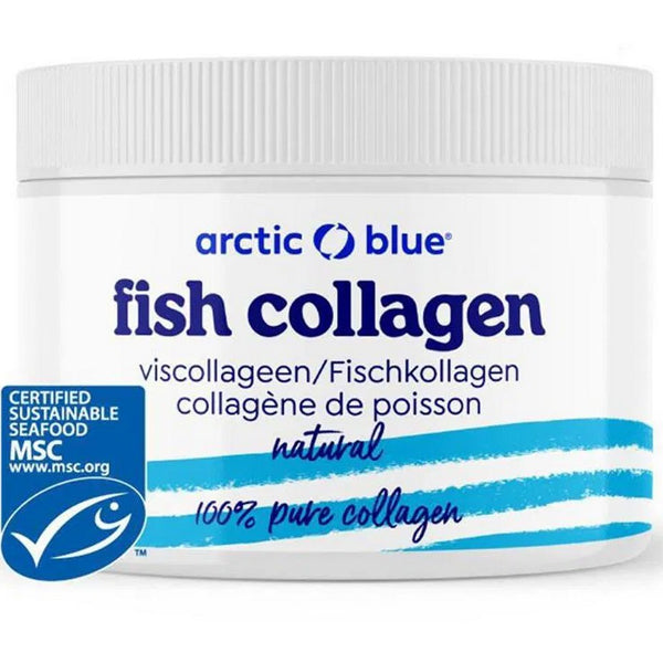 Spoonful of Arctic Blue Fish Collagen Powder with fresh fruits, highlighting its nutritious benefits.